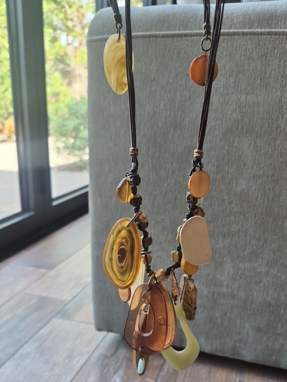Vtg Chico's Eclectic Charm Bead Adjustable Length Leather Cord Necklace - Picture 8 of 12